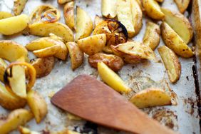 Lemony Roasted Potatoes with Oregano (Psites Patates)