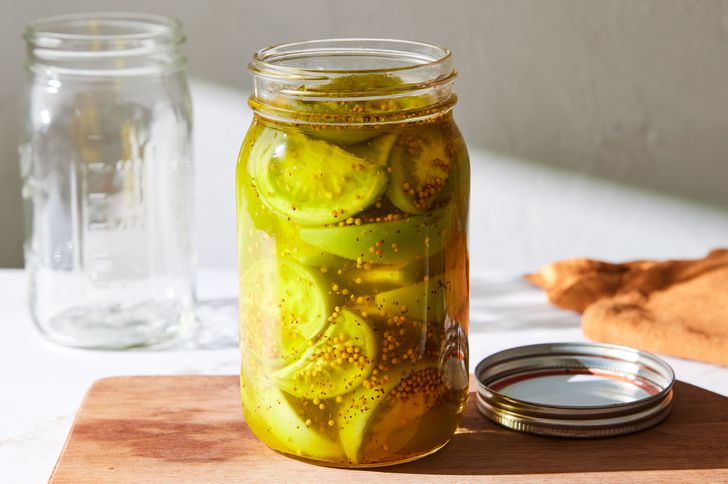 Pickled green tomatoes