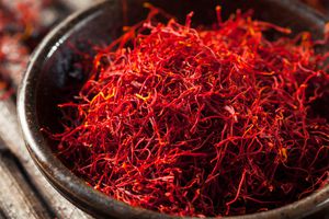 Organic saffron in a bowl.